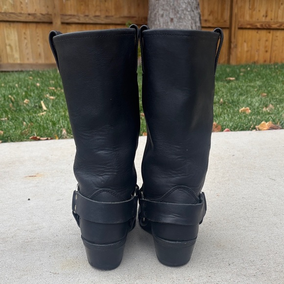 Frye Harness 12R Black Leather Boots - Picture 2 of 11